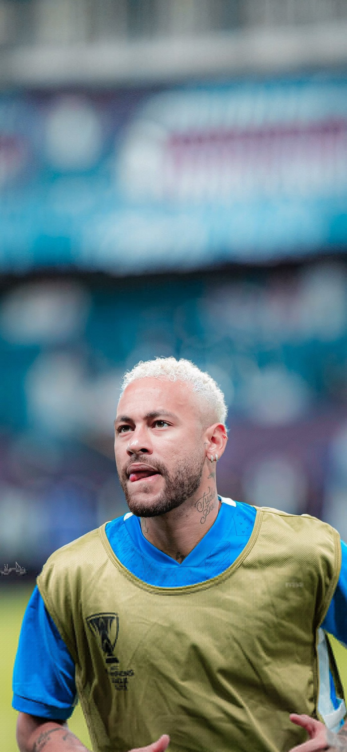 利物浦2-2热刺欧冠小组赛焦点战（欧冠小组赛重头戏：利物浦与热刺2-2战平）