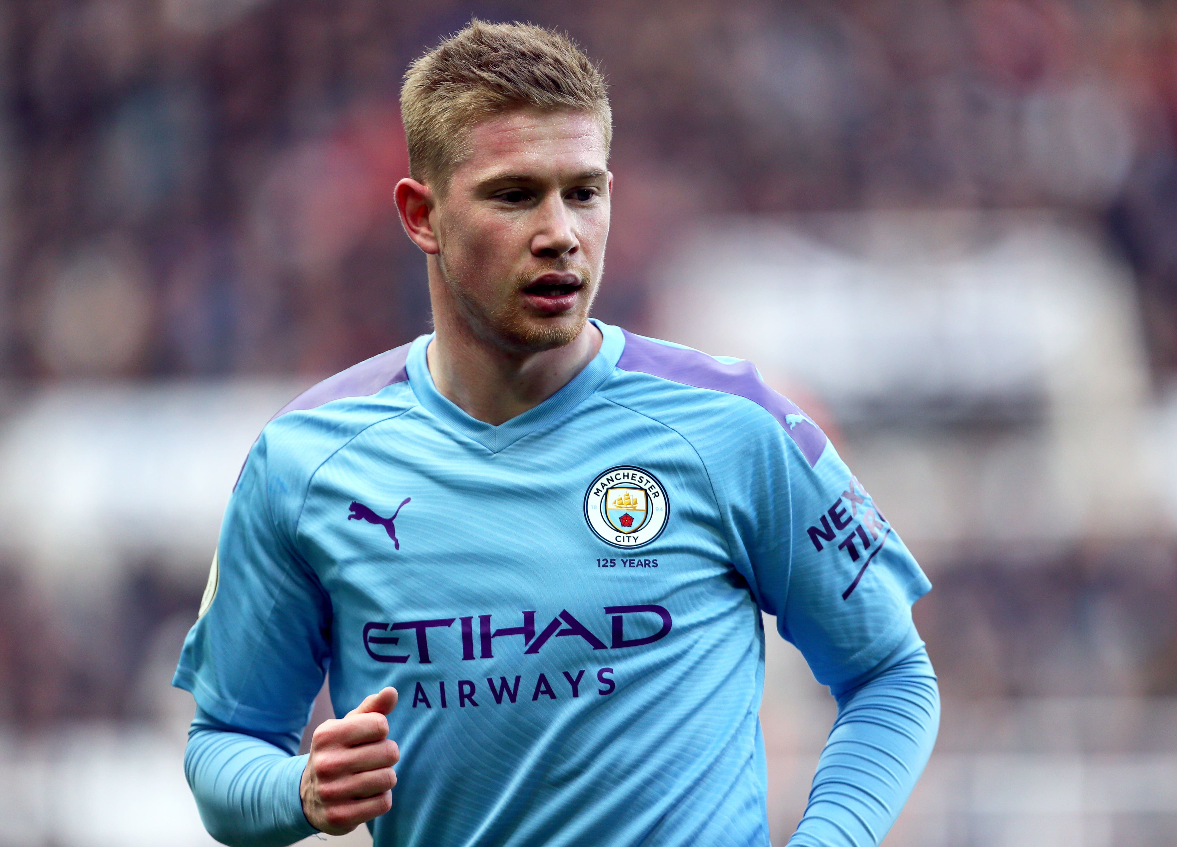 关了还是开了？黑豹vsNAVI图一多名选手出现技术问题陷入暂停（黑豹对阵NAVI首图多名选手遭遇技术故障，比赛紧急暂停）