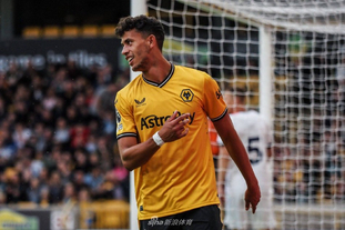 西媒：伊涅斯塔疑似陷入金融诈骗案，秘鲁检察机关已立案调查（西媒称伊涅斯塔疑卷入金融诈骗，秘鲁检方已启动立案调查）