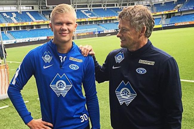 姆巴佩速度突破 防线全面告急（姆巴佩闪电突进 后防线告急）