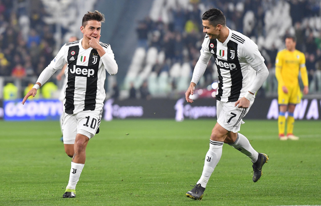 梅开二度，弗格森成为第3位代表意大利球队欧战进球的爱尔兰人（独中两元，弗格森跻身为意大利俱乐部在欧战破门的第三位爱尔兰球员）