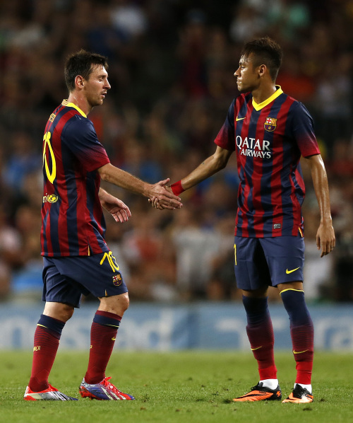 晚邮报：国米关注迈尼昂合同情况，考虑在明年夏天将其引进（晚邮报：国际米兰关注迈尼昂合同走势，考虑明夏出手引进）