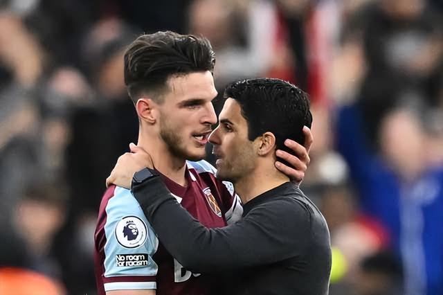 巴蒂：没有什么能永垂不朽，能享受梅西的足球这么久已足够幸运（巴蒂：世间无不朽，能多年欣赏梅西踢球已属幸运）